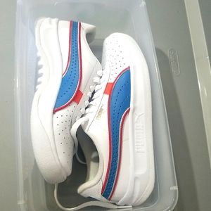 NWOT PUMA GV SPECIAL